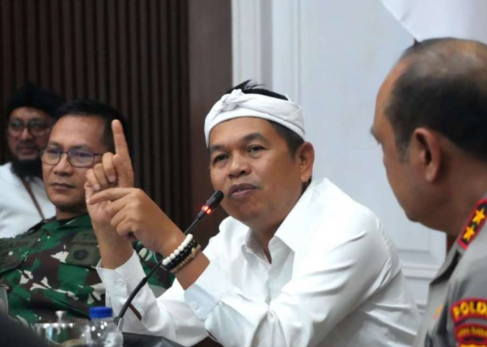 Dampak Abu Vulkanik Anak Krakatau di Jabar, Simak Pesan KDM