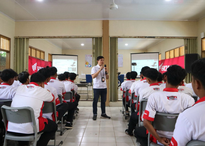 Collab Honda Genio x Beauty Ultima II  Hadirkan Beauty Class dan Stylish Riding di Bandung