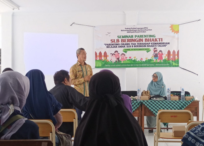 Perbaiki Komunikasi dengan Anak, Mahasiswa BKI IAIN Cirebon Gelar Seminar Parenting di SLB Beringin Bhakti