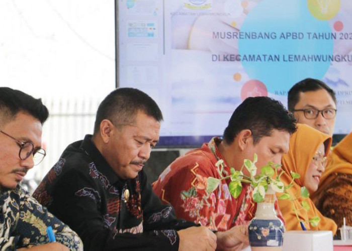 Forum RW dan Pengurus LPM Datangi DPRD Kota Cirebon, Komisi I Minta Pemkot Lakukan Ini