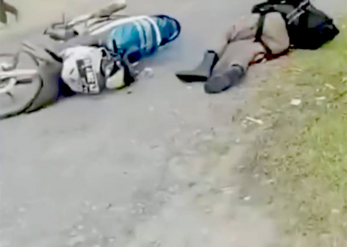 OPM Bagikan Video Briptu Rudi Agung Terkapar di Samping Sepeda Motor, Kaki Masih Bergerak