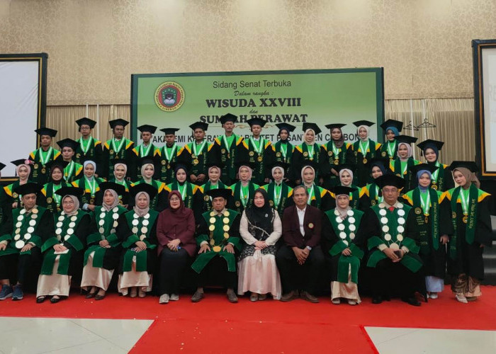 Akper Buntet Pesantren Cirebon Cetak Perawat Muda, 9 Lulusan Segera Berkarier di Jepang