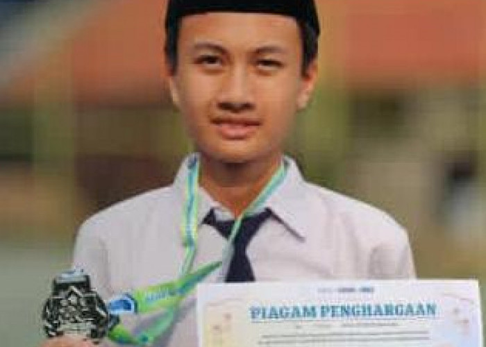 Santri Al Hikmah Raih Perak Olimpiade Sains Nasional