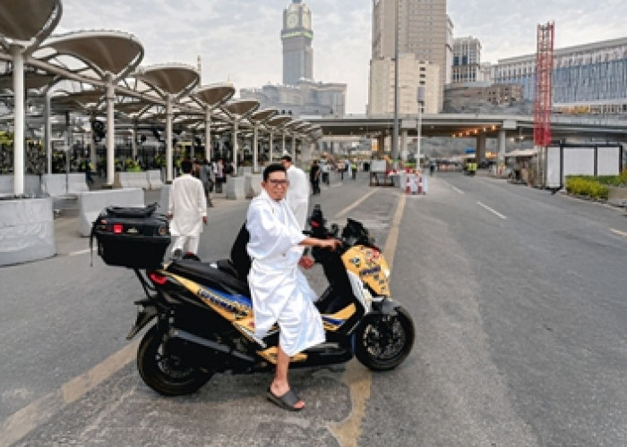 Kisah Perjalanan Biker XMAX Tembus 12 Negara untuk Bisa Umrah di Tanah Suci Mekah