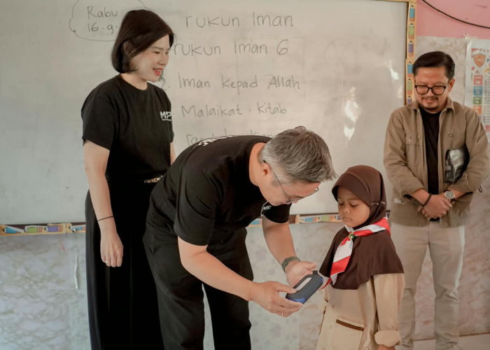 MSP Peduli Kesehatan Mata, 127 Siswa SDN Kemakmuran 2 Terima Kacamata