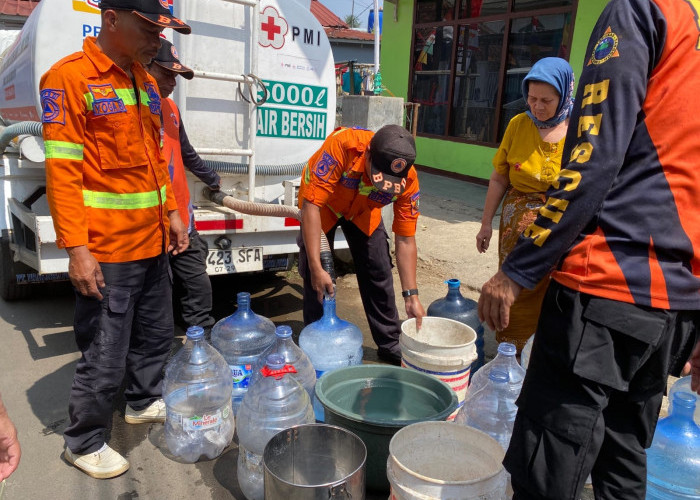 BPBD Jabar Distribusikan 8,7 Juta Liter Air, Bekasi Jadi Penerima Terbanyak