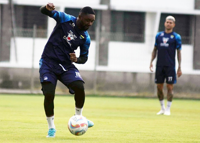 Kata-kata Manis Levy Madinda Akan Jadi Kenyataan atau Persib di Ambang Kekalahan Ketiga?