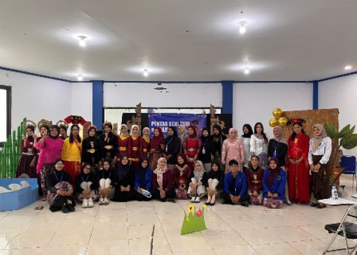 Bangun Kreativitas Calon Guru Sekolah Dasar, Prodi PGSD IPB Cirebon Gelar Pentas Seni Tari dan Drama