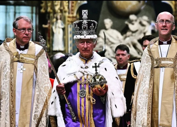 Raja Charles III Resmi Pimpin Kerajaan Inggris 
