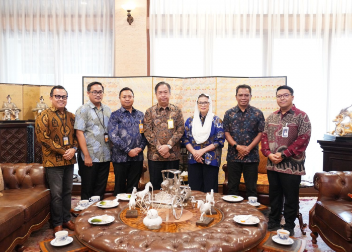 Bank Mandiri Taspen dan PT Taspen Serahkan Santunan kepada Ahli Waris Almarhum Rahmad Gobel