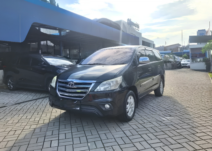 Mesin Tangguh, Ini 7 Alasan Toyota Kijang Innova V Diesel 2014 Tetap Diburu di Pasar Mobil Bekas
