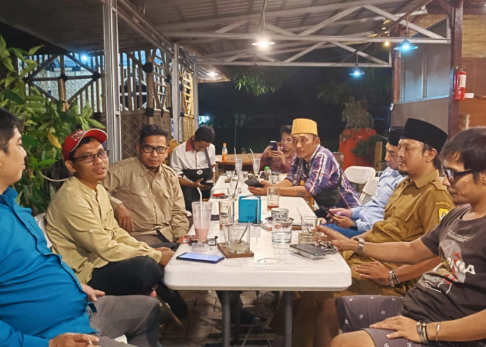 Bertemu di Talun, Aktivis dari NU, Muahammadiyah dan JPPR Kabupaten Cirebon Membahas Sejumlah Hal Penting 