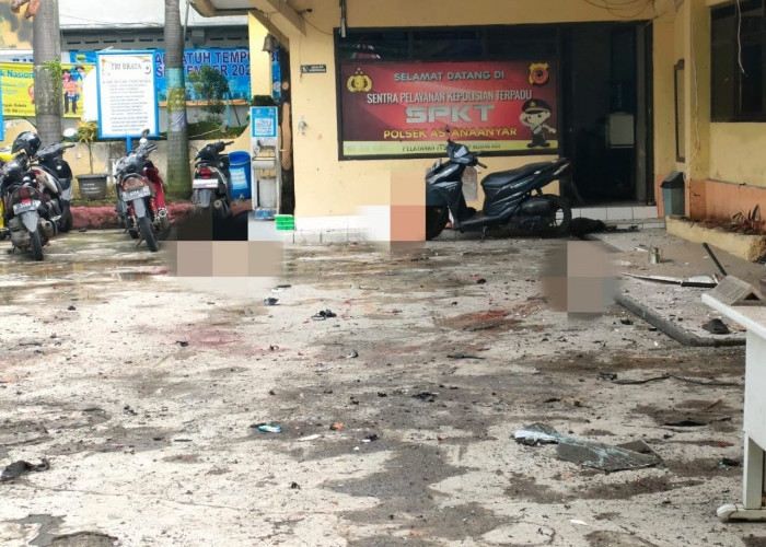 Bom Bunuh Diri Polsek Astanaanyar Bandung, Pelaku Masuk Saat Anggota Polisi Upacara