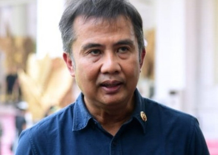 Bey Triadi Machmudin Ditunjuk Jokowi Jadi Penjabat Gubernur Jabar, Ridwan Kamil Titip Ini