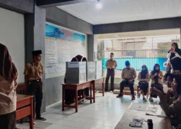 Pendidikan Politik, SMP Wahidin Kota Cirebon Gelar Pemilihan Ketua OSIS