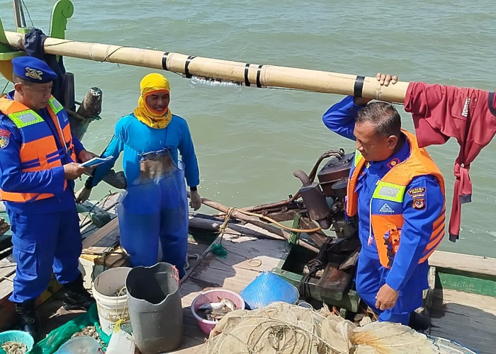 Satpolair Polresta Cirebon Gelar KRYD Patroli Laut