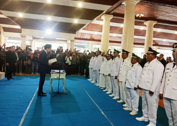 138 Kuwu Resmi Dilantik, Bupati Lucky Hakim Tekankan Inovasi dan Peningkatan Kesejahteraan Warga Indramayu