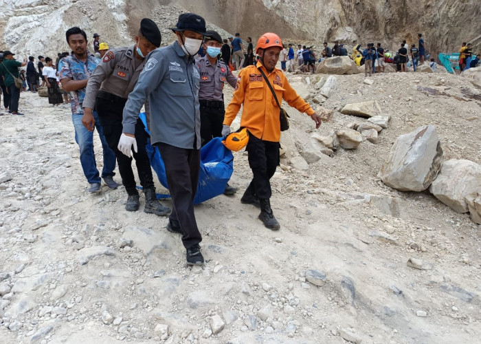 Korban Meninggal Dunia Longsor Gunung Kuda Cirebon Terindentifikasi, Ini Data Sementara