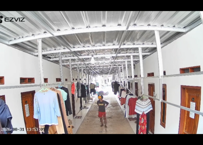 Viral CCTV di Majalengka, Penjual Somay Curi Pakaian Dalam Wanita