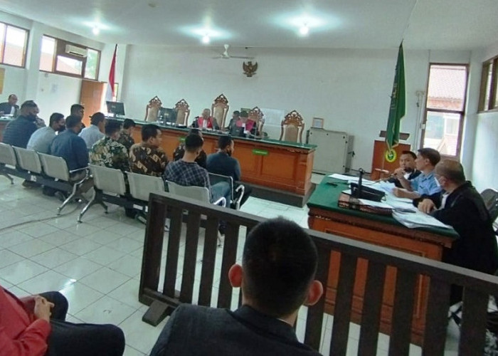 Terkait Rekrutmen Honorer Kabupaten Cirebon, Sidik Serahkan Uang Lewat Perantara Ajudan Sunjaya