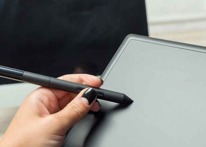 Tablet Murah dengan Stylus Pen dan Keyboard Bawaan, Praktis untuk Kerja dan Belajar