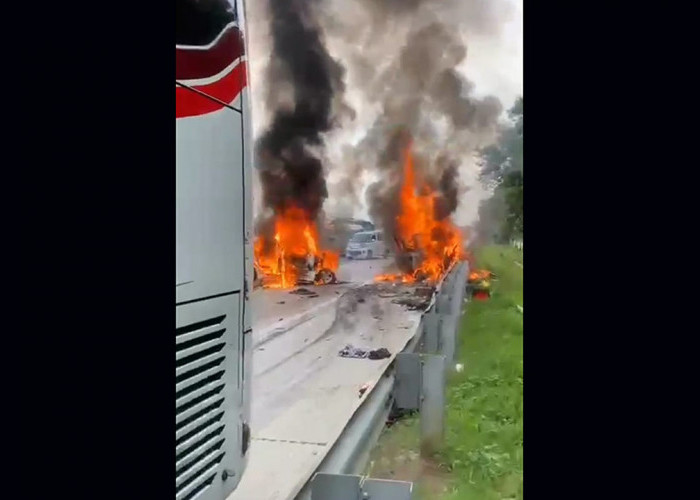 9 Pemudik Meninggal Hangus Terbakar, Kecelakaan Beruntun di Tol Jakarta Cikampek KM 58