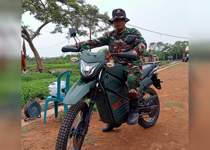 80 Unit Motor Trail Listrik untuk Kendaraan Operasional Babinsa di Kota Cirebon