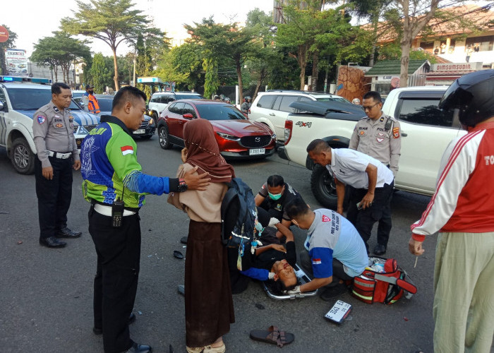 Kronologi Kecelakaan di Depan SMK 2 Jl dr Cipto Cirebon, Dipicu Serempetan Sepeda Motor