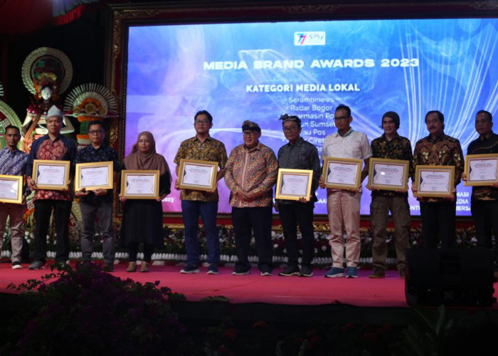 Radar Cirebon Raih Media Brand Awards 2023 dari SPS Pusat, Berhasil Kelola Brand di Platform Digital