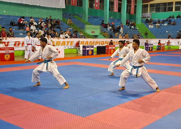 Gedean Kih! 1.286 Karateka Berlaga Pada Kejuaraan Karate Sirkuit II Jabar di Kota Cirebon
