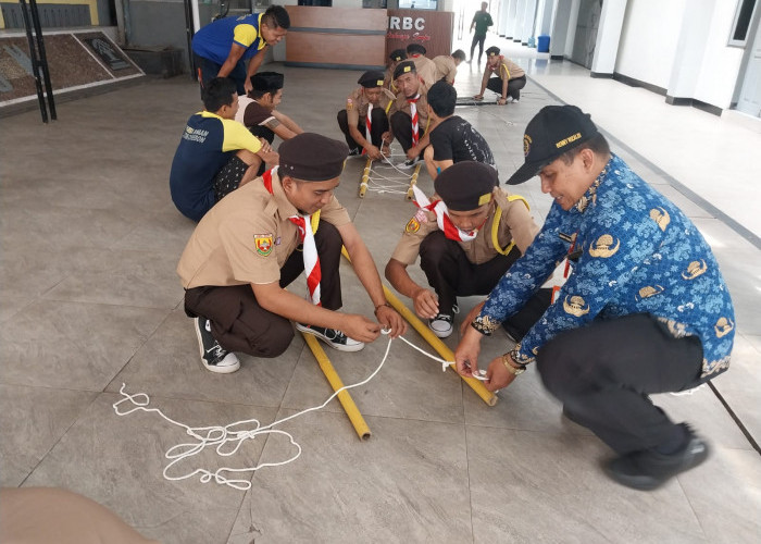 Wargabinaan Dilatih Jadi Pramuka Untuk ikut Jambore 