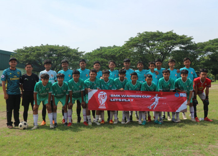SMK Wahidin Gelar Turnamen Sepak Bola SMK Wahidin Cup 2023