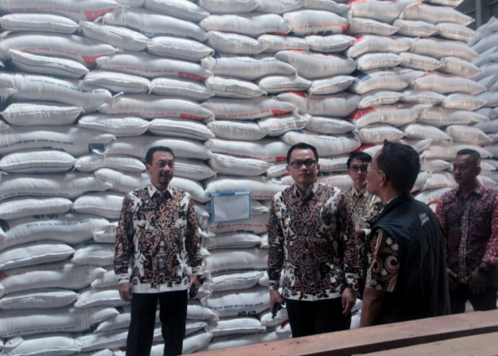 Stok Beras di Kabupaten Cirebon Capai 35 Ton, Pj Bupati: Aman untuk Beberapa Bulan Kedepan