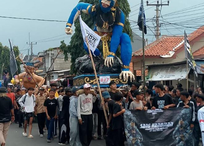 Tradisi Sedekah Bumi dan Nadran Kalisapu 2025: Arak-Arakan Condong Meriahkan Pesisir Cirebon