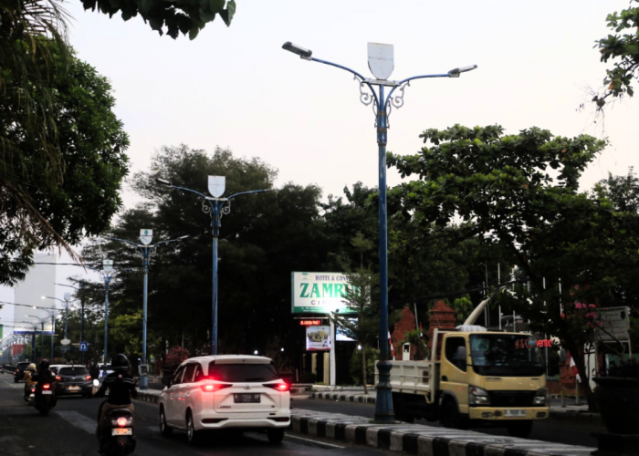 Siapa di Balik Proyek Lampu Jalan Kota Cirebon? Nama Pemrakarsa Mulai Mencuat