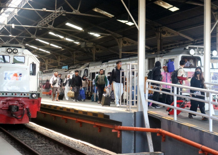 Tiket Kereta Lebaran dari Daop 3 Cirebon Laris Manis, 52 Ribu Kursi Sudah Terjual