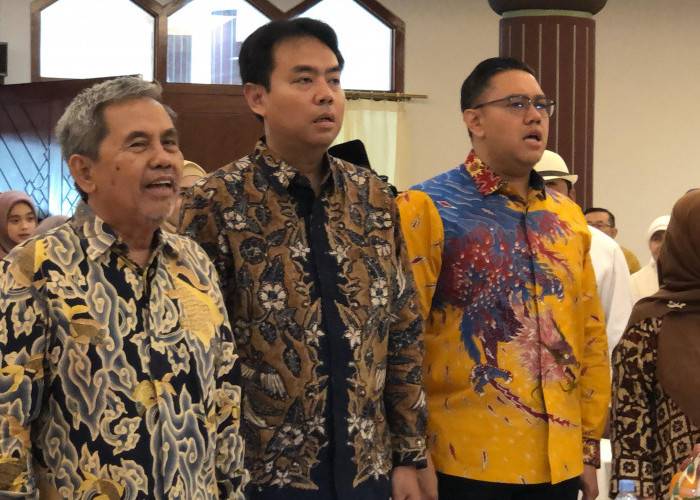 Prof Rokhmin Dahuri dan Dave Laksono Kenalkan Suhendrik di Halalbihalal Sedulur Cirebon