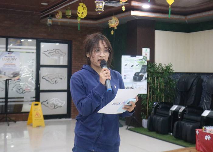 PT KAI Daop 3 Cirebon Gelar Lomba Baca Puisi dan Shopping At Station 