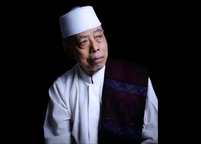 Estafet Kepemimpinan Spiritual Buntet Pesantren Berlanjut, KH Hasanuddin Kriyani Resmi Dikukuhkan