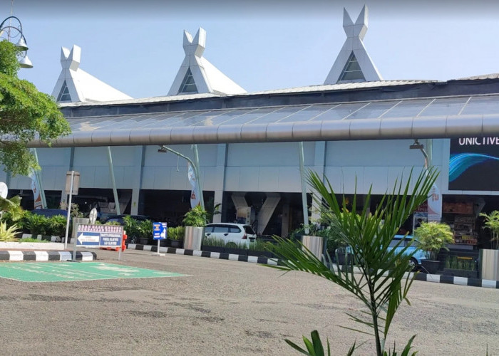 Keputusan Pindah Tergantung Maskapai, Bandara Husein Tetap Hidup