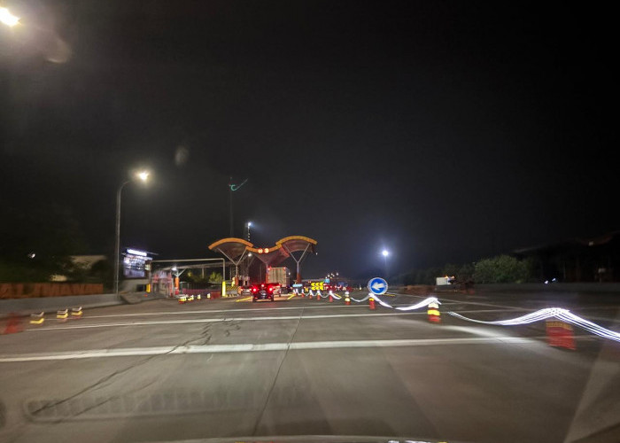 WUS WUS! Gerbang Tol Palimanan Dibongkar, Akses Tol Cipali tanpa Sekat Lagi