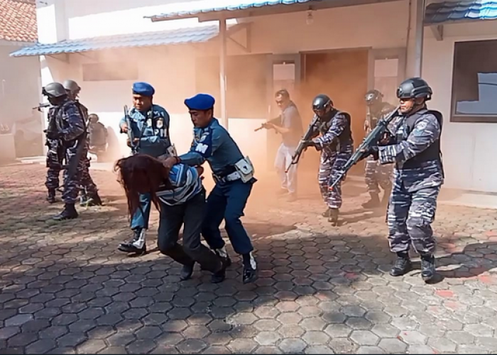 Ketika Teroris Bersenjata Beraksi di Cirebon, Langsung Dilumpuhkan Pasukan Elite TNI AL