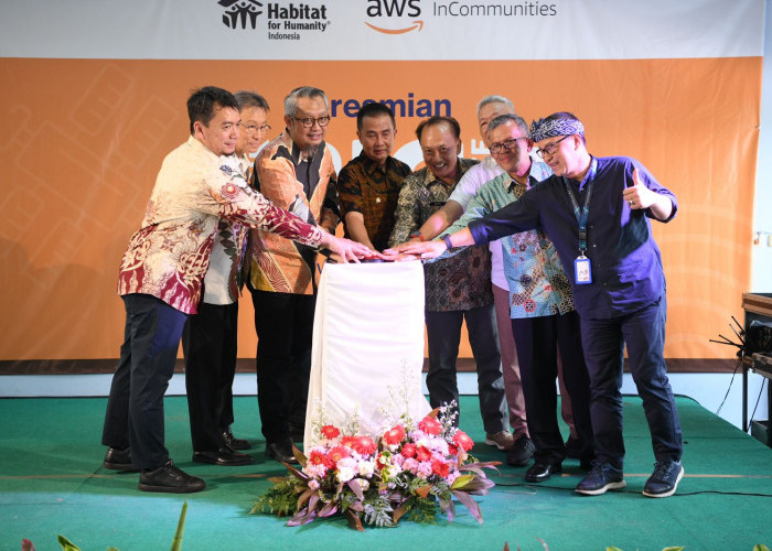 Amazon Kembangkan Think Big Space di Jabar  SMKN 1 Karawang Jadi yang Pertama di Asia Tenggara 