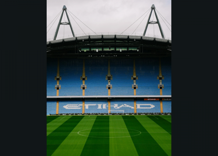Komentar Sangat Pedas Roy Keane usai Manchester City Dinyatakan Bersalah: Buang Saja ke Tempat Sampah!