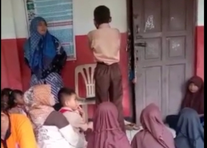 Bocah SD asal Karawang dengan Suara Merdu Kumandangkan Azan, Jadi Viral