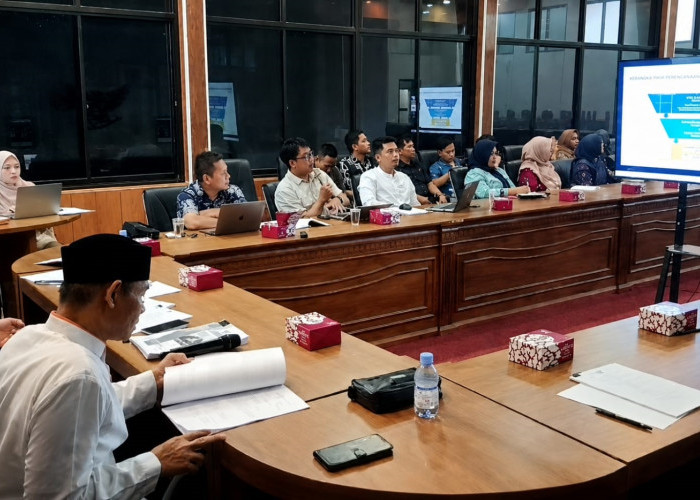 DPRD Kabupaten Cirebon Bahas Raperda Insentif Investasi untuk Perkuat Daya Tarik Daerah