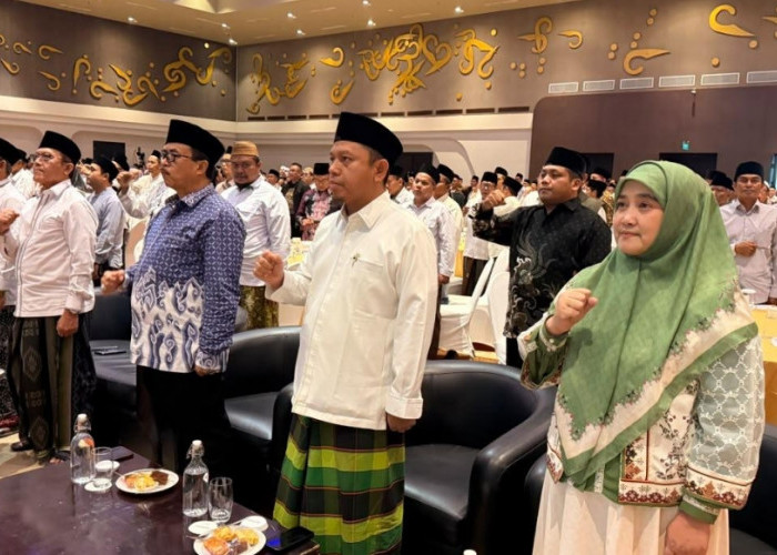 Wawali Cirebon Dorong Santri Ambil Peran Strategis Menuju Indonesia Emas 2045