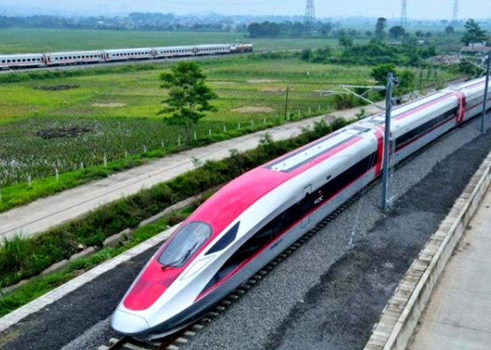 Naik Kereta Cepat Jakarta - Bandung 45 Menit Saja, Kecepatan 350 Km Per Jam Nggak Kerasa