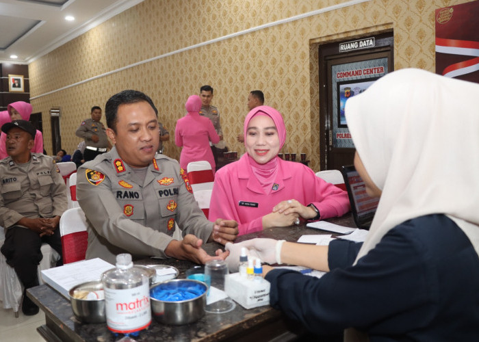 Polres Cirebon Kota Gelar Donor Darah di Aula Sanika Satyawada Polres Cirebon