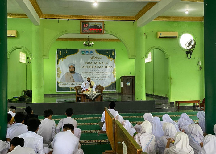 SMA Islam Al Azhar 5 Cirebon Gelar Isra Miraj dan Tarhib Ramadan